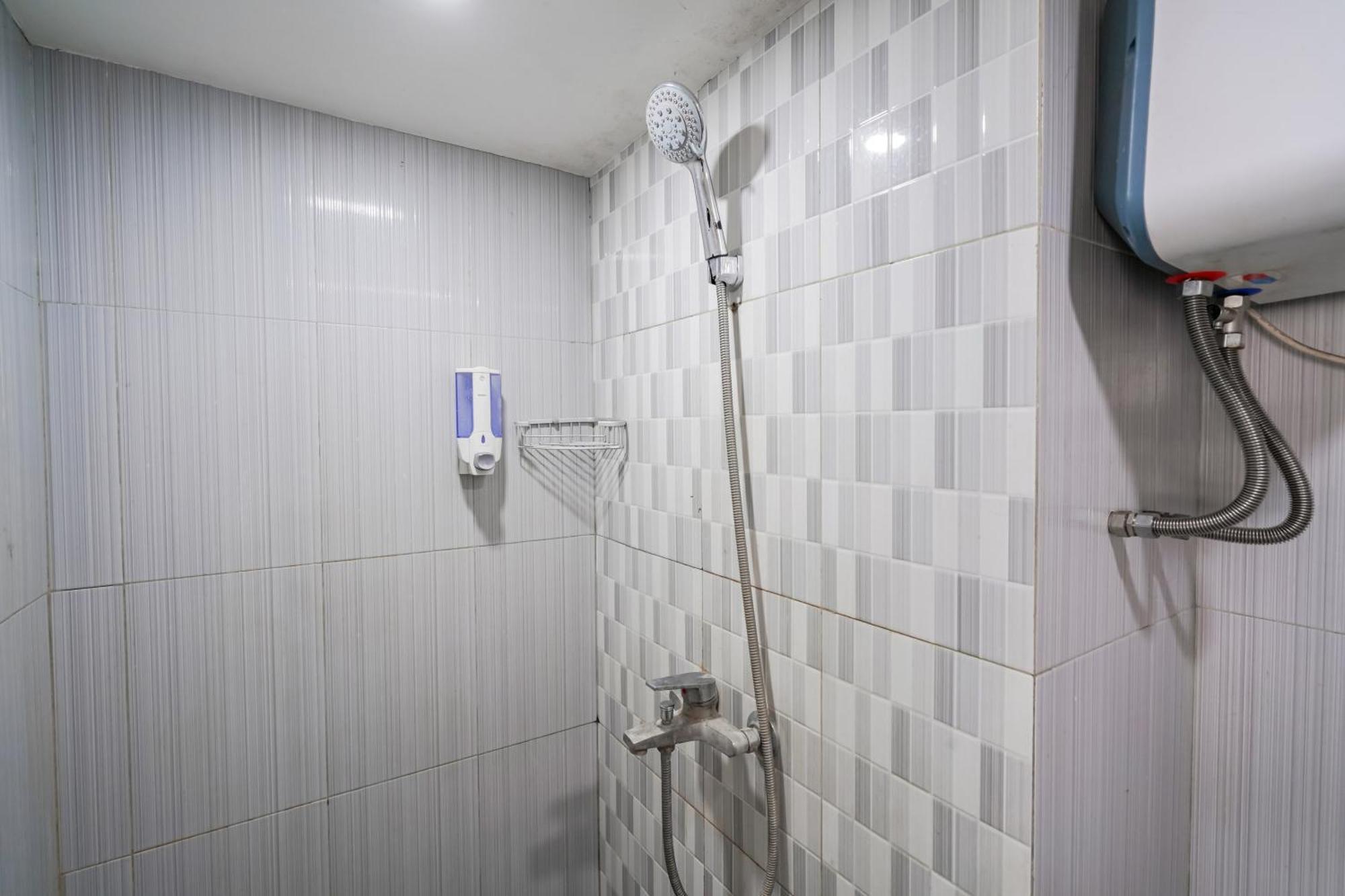 Capital O 93743 Apartement Gateway Cicadas By Scm Property Bandung Extérieur photo